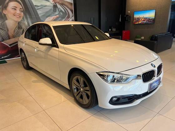 BMW 320i 2.0 GT SPORT 16V TURBO GASOLINA 4P AUTOMÁTICO BMW 320i 2.0 GT SPORT 16V TURBO GASOLINA 4P AUTOMÁTICO